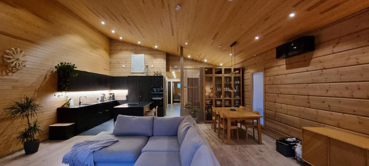 Luxury Villa Rauhankatu Рованіемі Екстер'єр фото