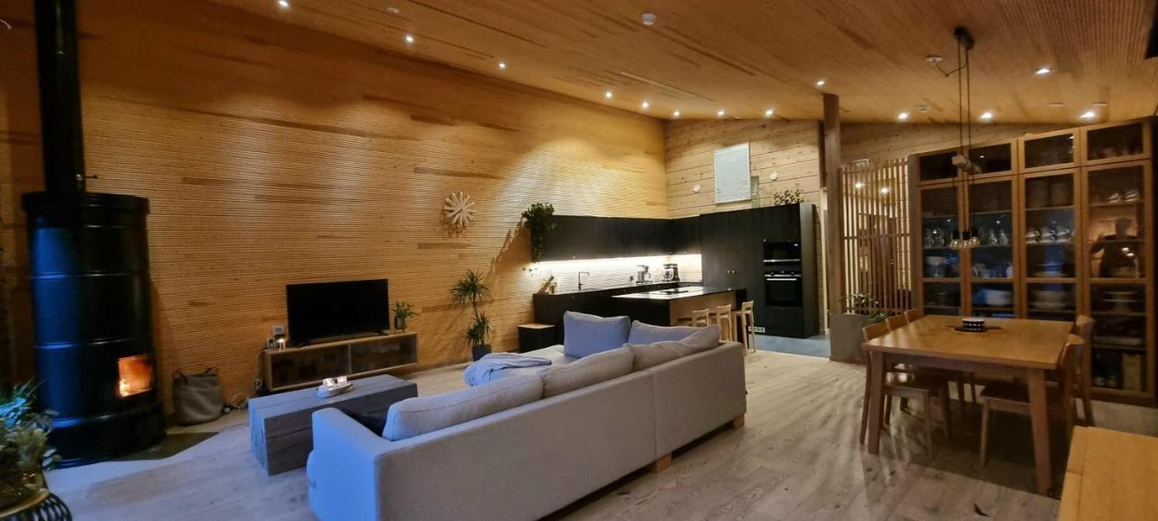 Luxury Villa Rauhankatu Рованіемі Екстер'єр фото